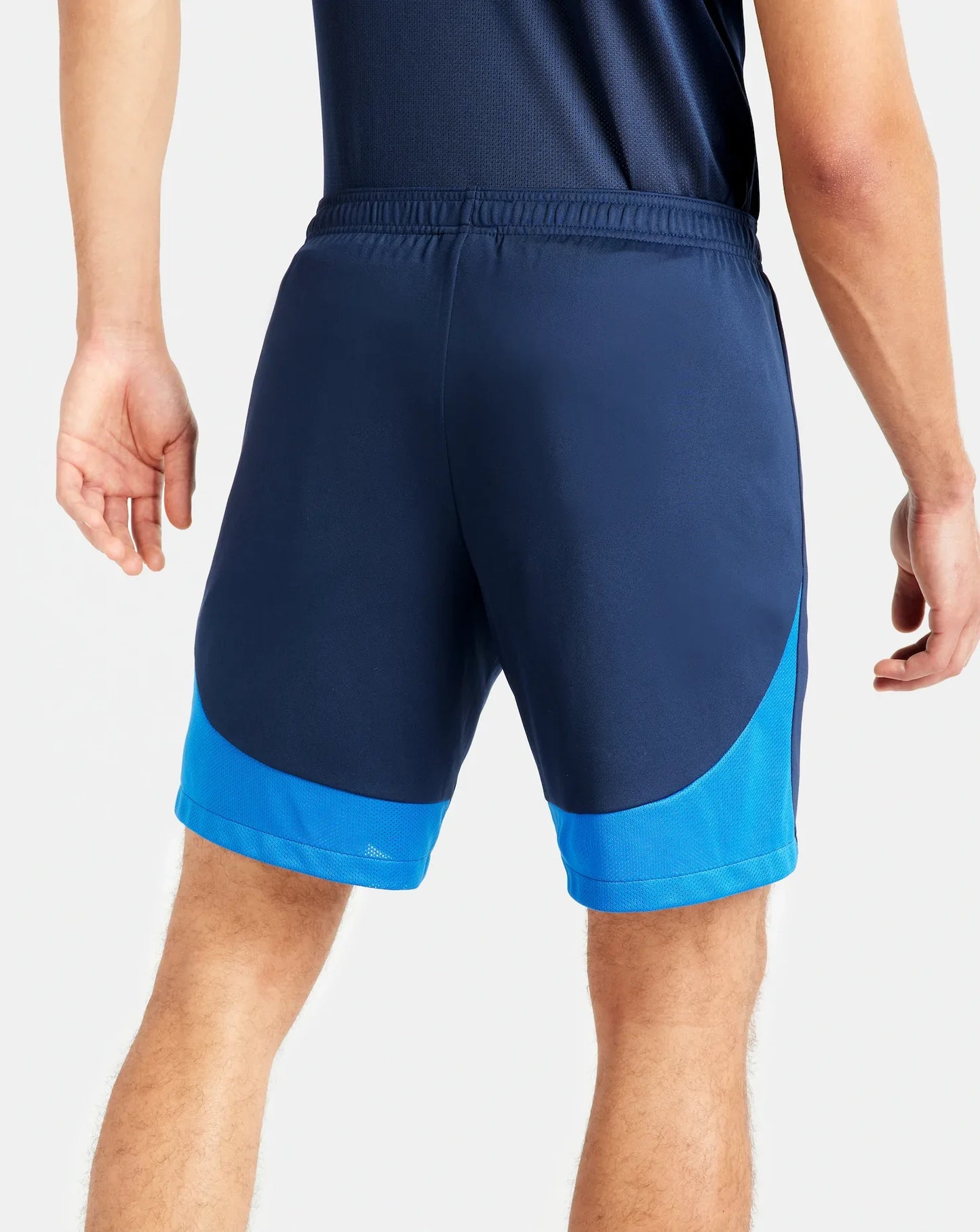 Academy Pro Short 22